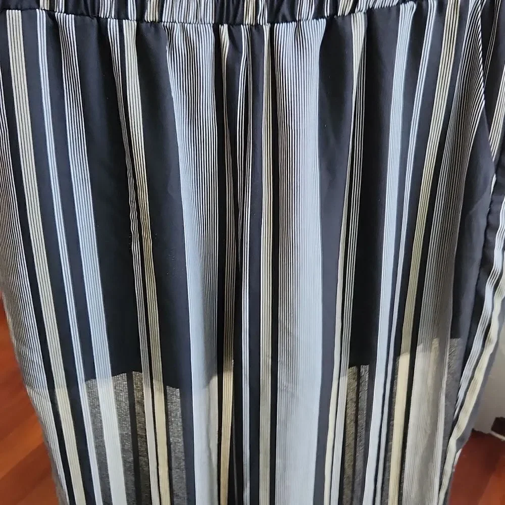 Socialite  Wide leg Stripped Summer breeze Pants Large